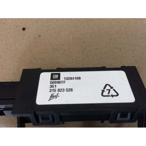 Сенсор дверной ручки левой Опель Мерива Opel Meriva B 13284108